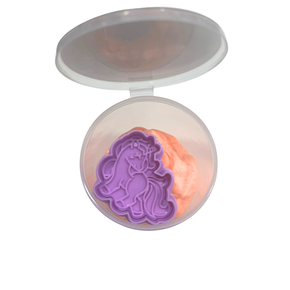 Special Magic Sand 60 grams with Mould for Young Children to Have Fun and Play Creatively