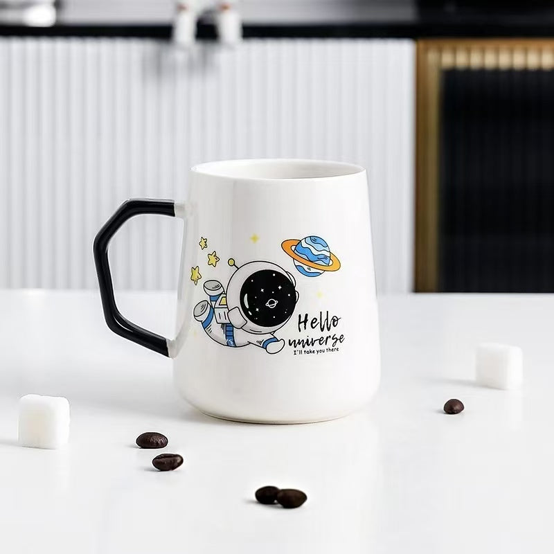 Ceramic Astronaut Mug with cover + spoon+ straw Gift Packing
