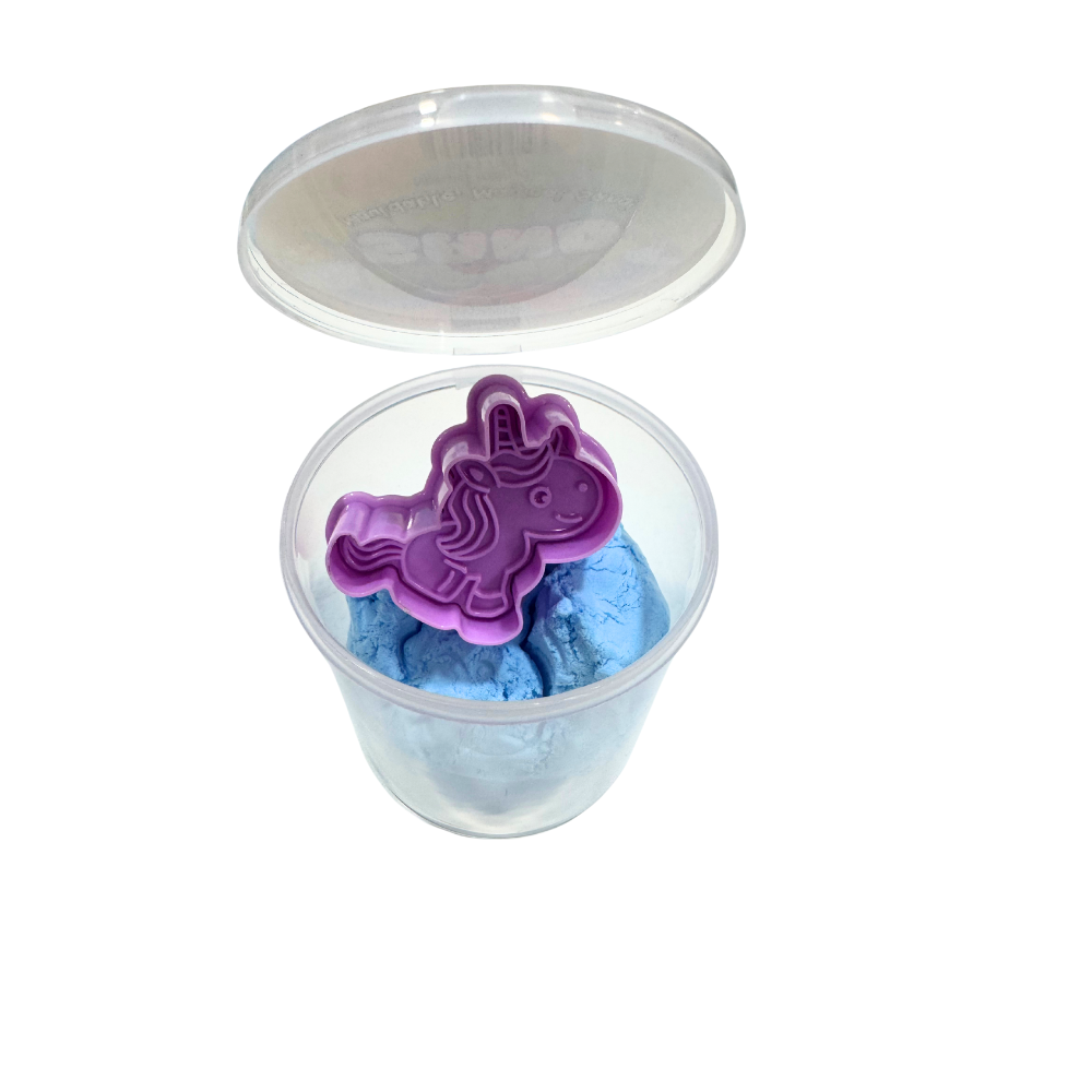 Special Magic Sand 60 grams with Mould for Young Children to Have Fun and Play Creatively