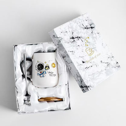Play N Learn Ceramic Astronaut Mug with Cover, Spoon & Straw | Space Lover Gift Set