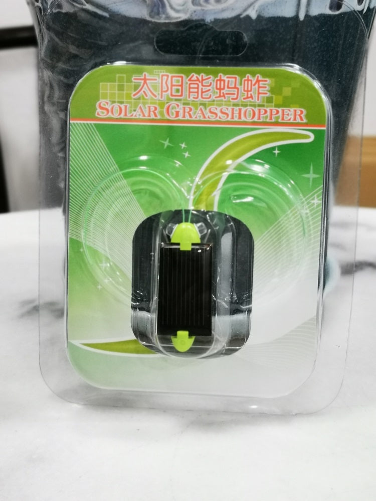 Solar Powered Grasshopper Bug Toy for Kids