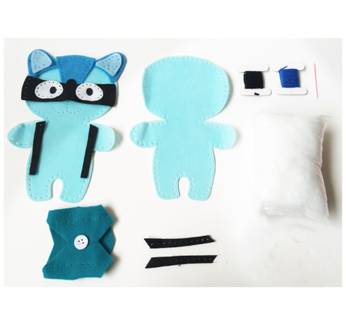 Creative Play N Learn Craft Raccoon Sewing Kit Party Fun Gift